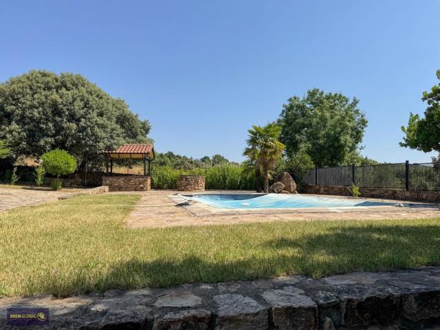 Chalet en venta en Cabanillas De La Sierra, Madrid