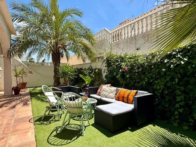 Chalet en venta en Urbanización La Zenia II, el Baix Segura / La Vega Baja