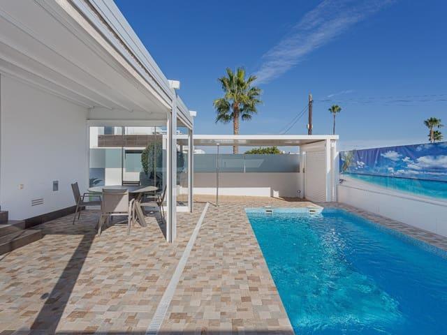 Chalet en venta en Urbanización La Zenia II, el Baix Segura / La Vega Baja