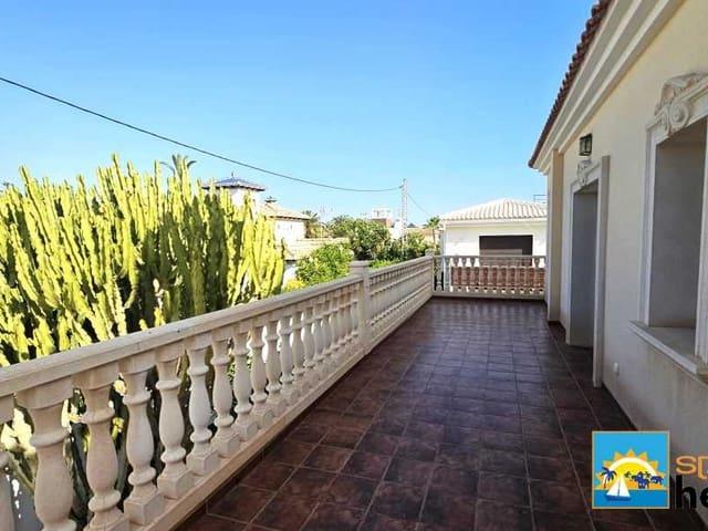 Chalet en venta en Urbanización La Zenia II, el Baix Segura / La Vega Baja