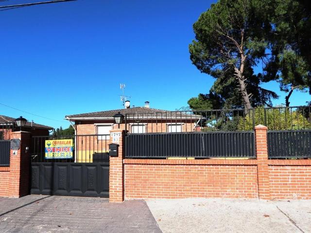 Chalet en venta en Calalberche, Santa Cruz Del Retamar