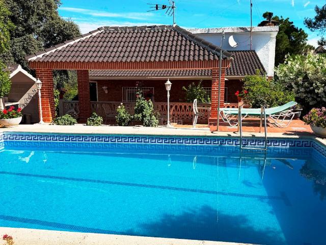 Chalet en venta en Santa Cruz Del Retamar, Castilla-La Mancha