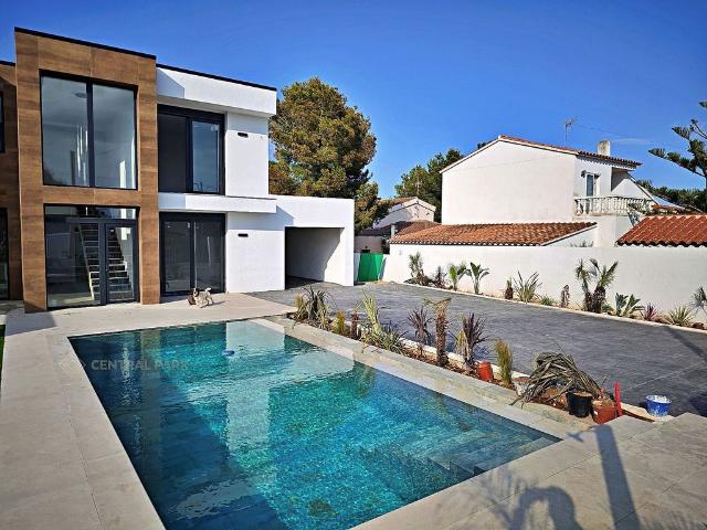 Chalet en venta en les Tres Cales, l'Ametlla de Mar