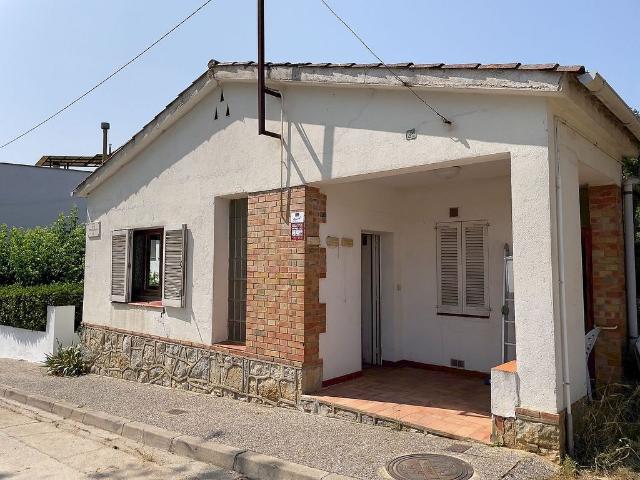 Chalet en venta en Avellaneda, Gironès
