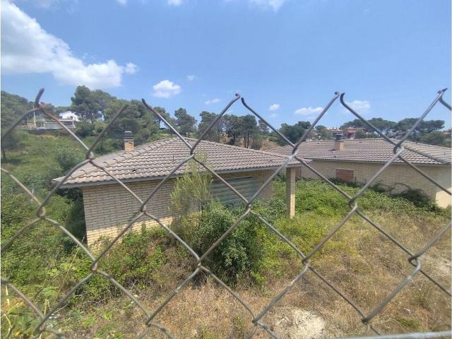 Chalet en venta en les Pinedes de l'Armengol, Anoia