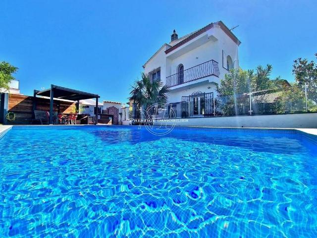 Chalet en venta en Santa Margarida, Alt Empordà