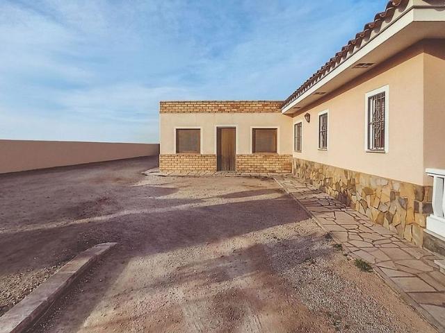 Chalet en venta en Baix Ebre, Catalunya