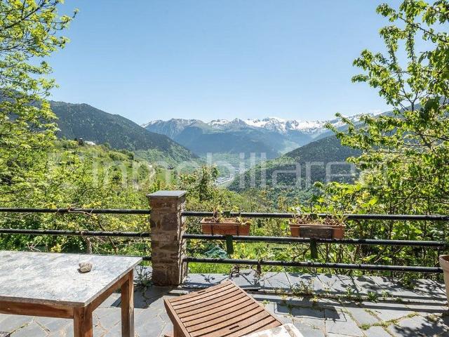 Chalet en venta en Montcorbau, Val d'Aran