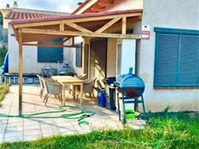 Villa en venta en Santa Coloma De Farners