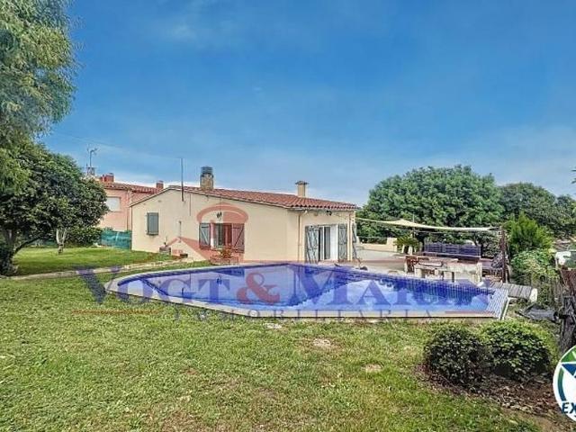 Villa en venta en Sant Miquel De Fluvià