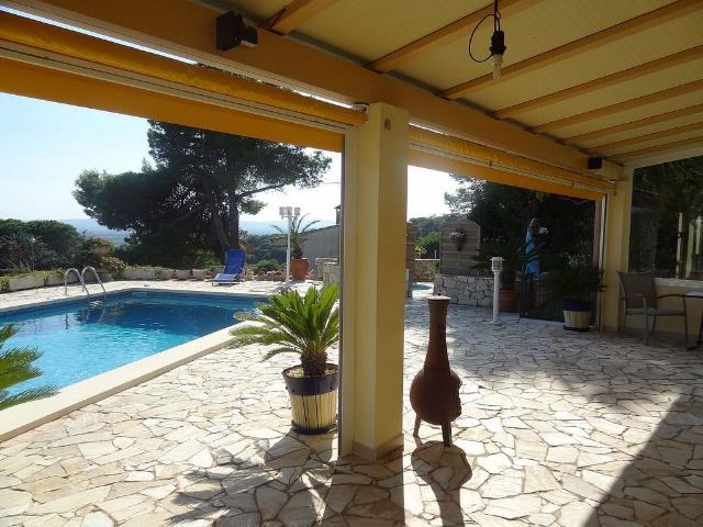 Chalet en venta en Urbanització Torre Vella, Baix Empordà