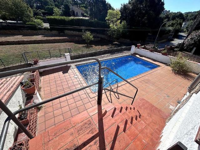 Chalet en venta en Mas Tomasi, Baix Empordà