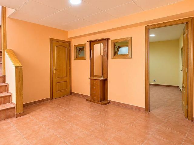 Chalet en venta en Flix, Tarragona