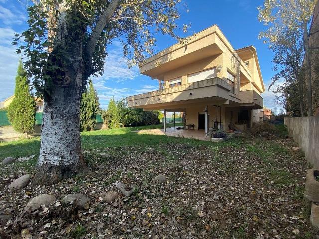 Villa en venta en Serra De Daró