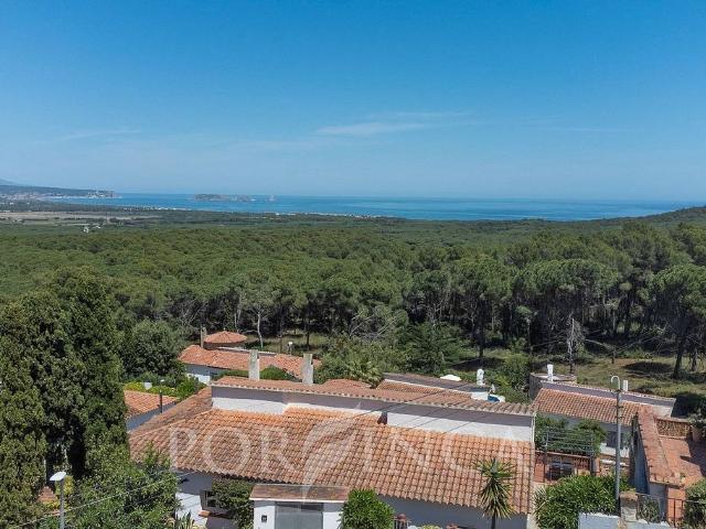 Chalet en venta en Mas Tomasi, Baix Empordà