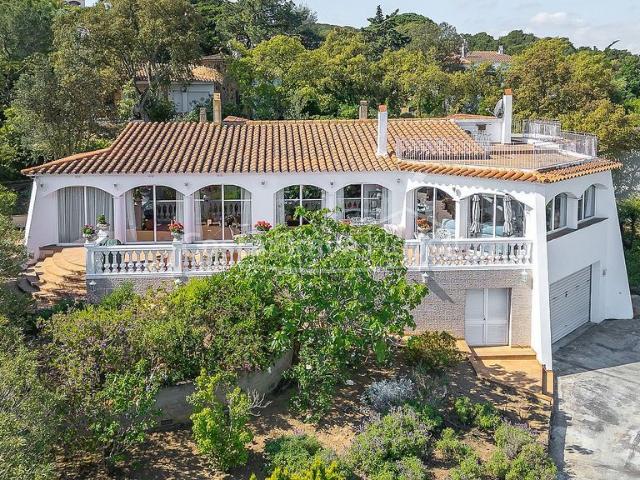 Chalet en venta en Mas Tomasi, Baix Empordà