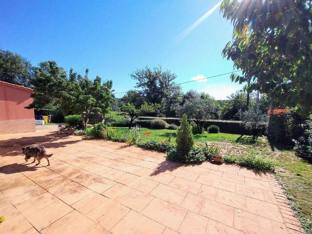 Villa en venta en Bescanó, Mas Llunes