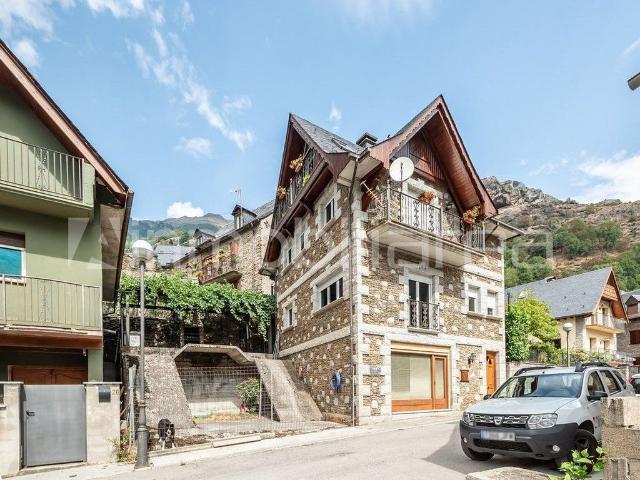 Chalet en venta en Era Assumpcion, Bossòst
