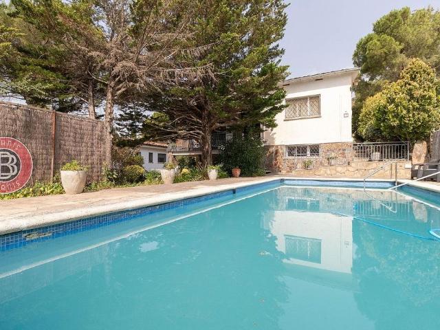 Chalet en venta en Urbanització Begues Park, Baix Llobregat