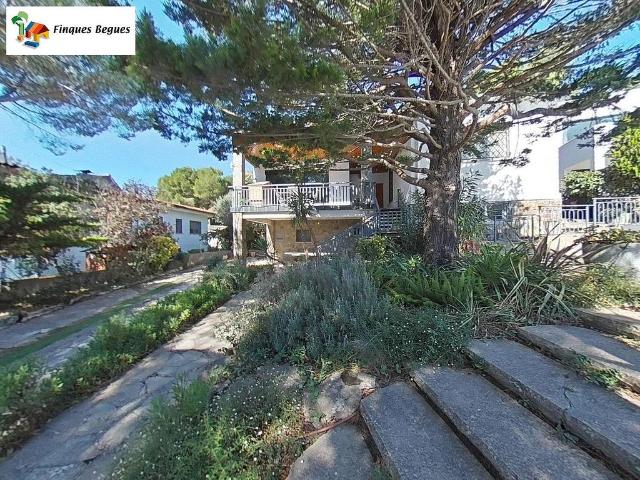 Chalet en venta en Urbanització Begues Park, Baix Llobregat