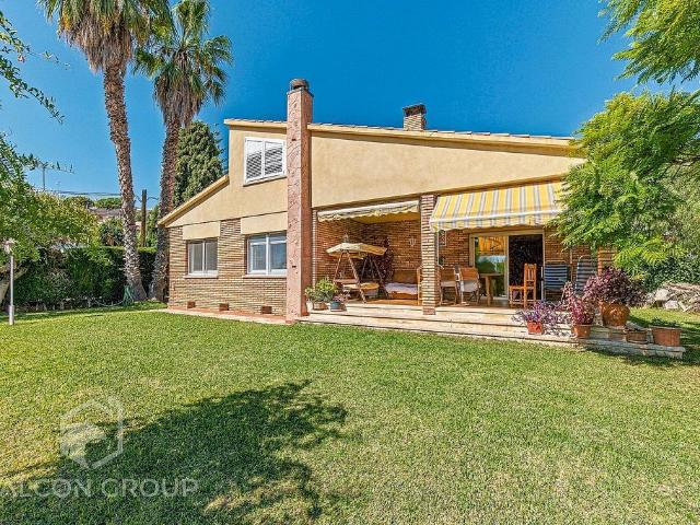 Chalet en venta en Segur de Calafell, Calafell