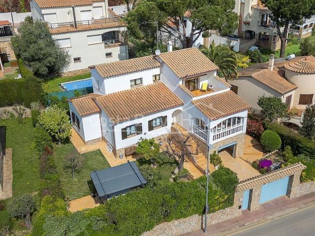 Villa en venta en Calonge