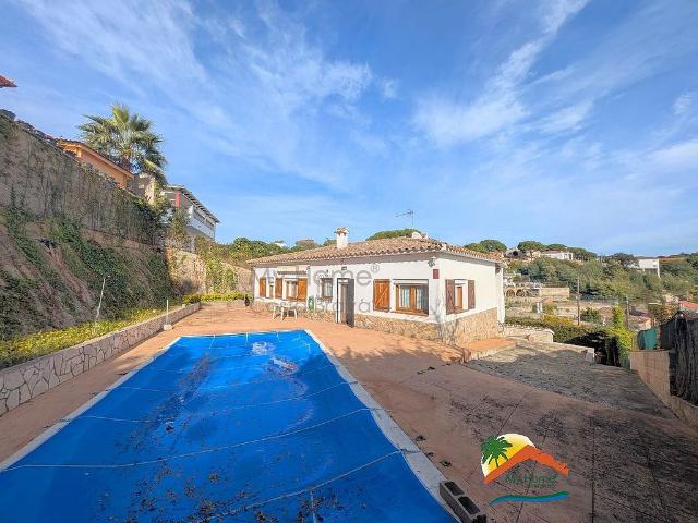 Chalet en venta en Aiguaviva Parc, la Selva