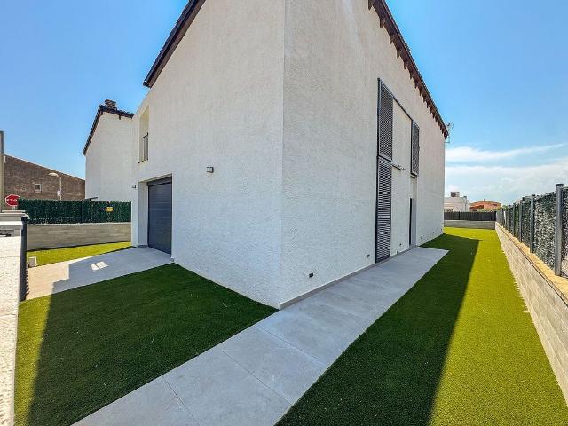 Villa en venta en Vilamacolum