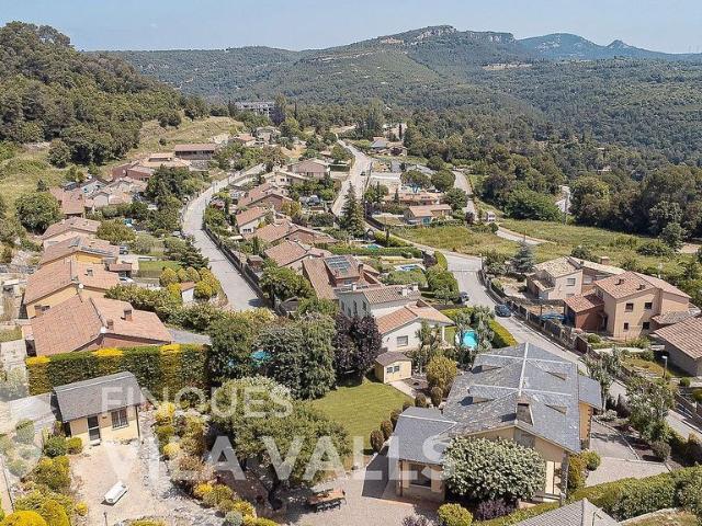 Villa en venta en Sant Quirze Safaja