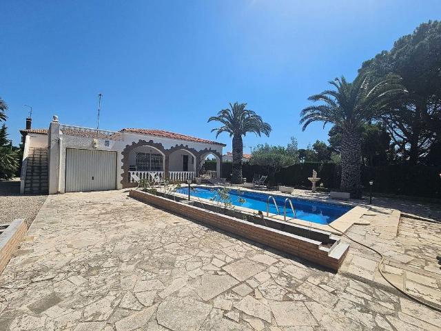 Chalet en venta en Calafat, Baix Ebre