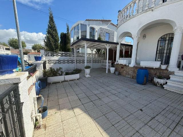Chalet en venta en Empuriabrava, Alt Empordà