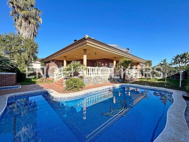 Villa en venta en Almoster, Aubareda