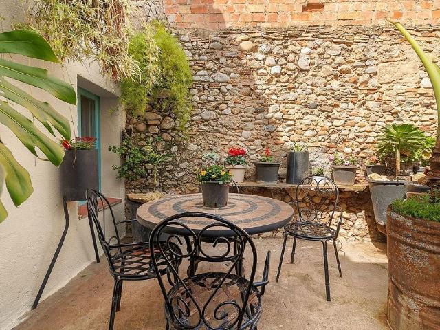 Villa en venta en Sant Miquel De Fluvià