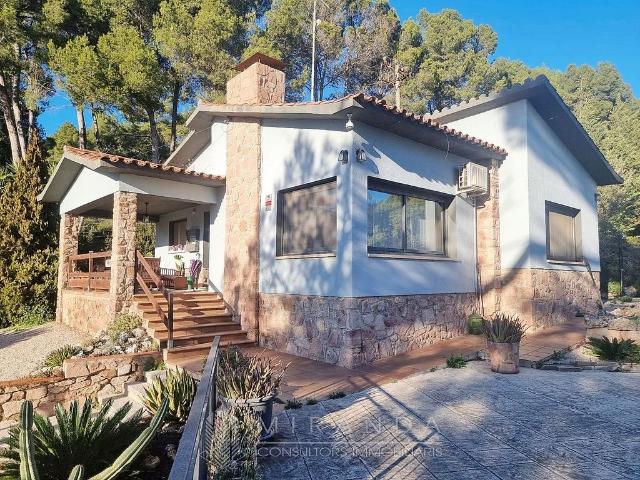 Chalet en venta en Urbanització de Can Castanyer, Vallès Oriental