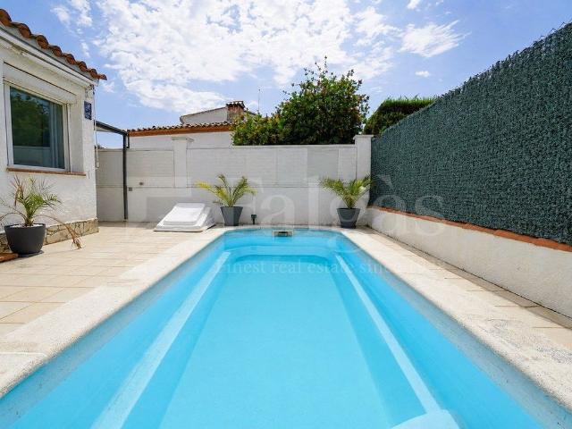 Chalet en venta en Empuriabrava, Alt Empordà