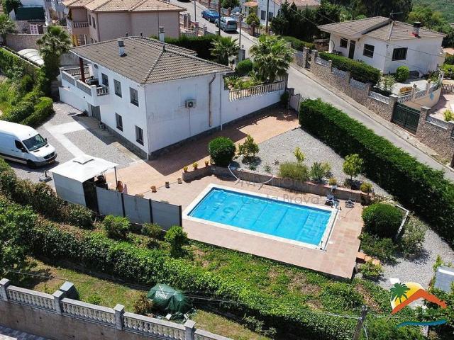 Chalet en venta en Aiguaviva Parc, la Selva