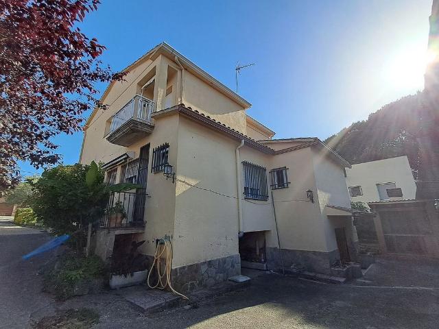 Chalet en venta en la Canyera, Gironès