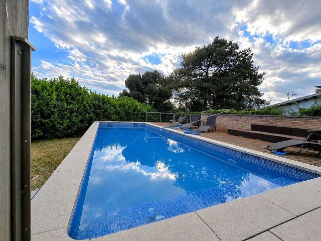 Chalet en venta en Serrabardina, Osona