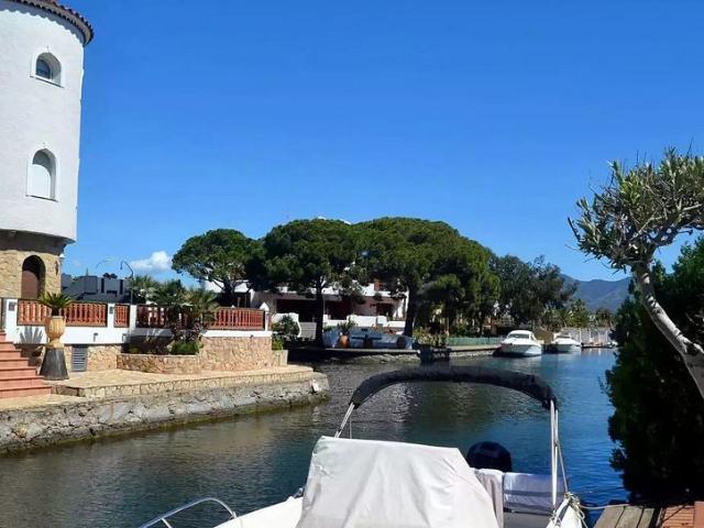 Chalet en venta en Empuriabrava, Alt Empordà