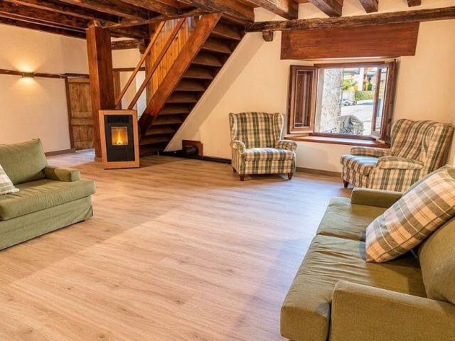 Chalet en venta en Capdevila, Prats i Sansor