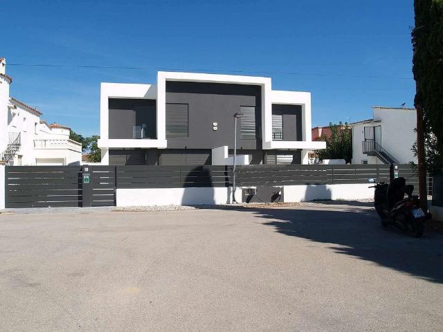 Chalet en venta en Empuriabrava, Alt Empordà