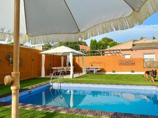 Chalet en venta en El Bruc, Barcelona