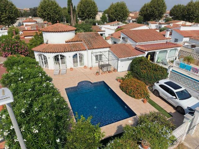 Chalet en venta en Empuriabrava, Alt Empordà