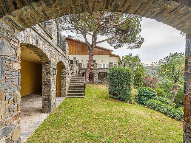 Villa en venta en Sant Quirze Safaja