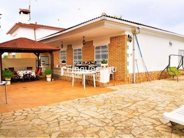 Chalet en venta en Lloret Residencial, la Selva