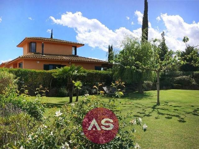 Chalet en venta en Alt Empordà, Catalunya