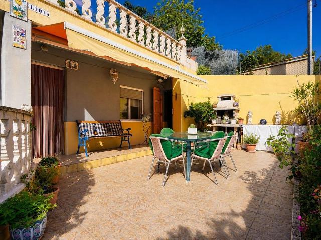 Chalet en venta en Jardins de Cunit, Baix Penedès