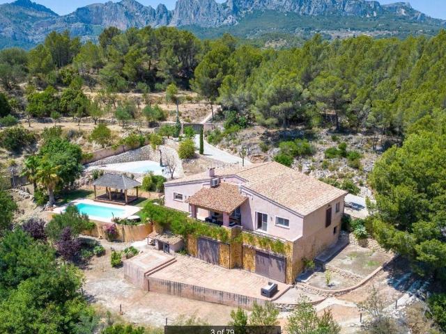 Chalet en venta en la Marina Baixa, Valencia