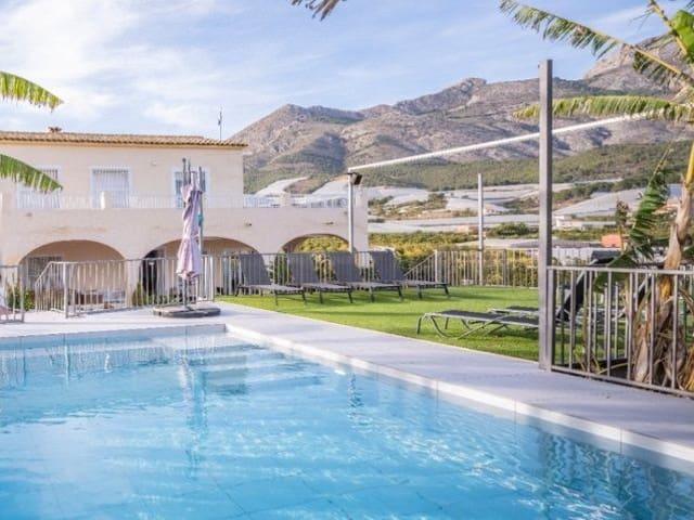 Villa en venta en Callosa D'en Sarrià