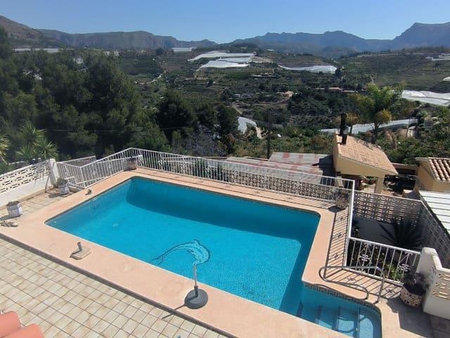 Chalet en venta en Callosa D'en Sarrià, Valencia